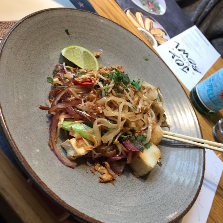 photo of Wagamama Pad Thai shared by @vervain2903 on  10 Dec 2022 - review