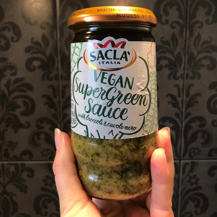 photo of Sacla' Vegan Supergreen Sauce shared by @abicado on  11 Jun 2020 - review