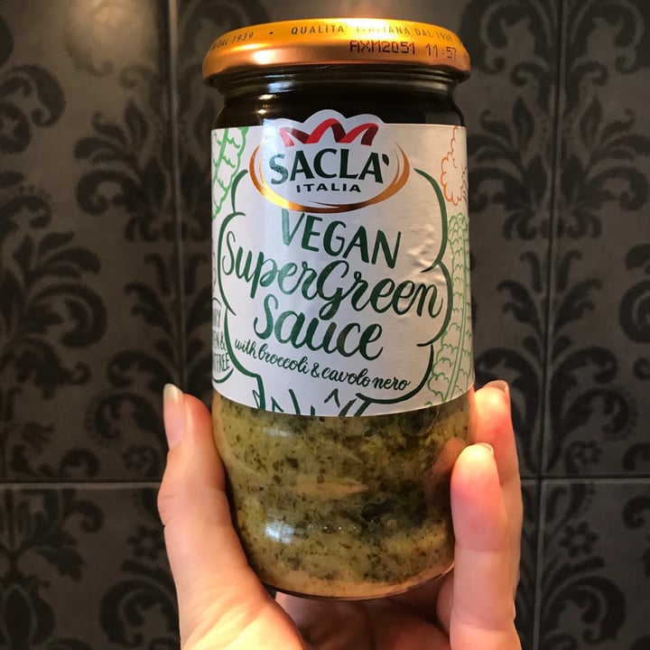 photo of Sacla Vegan Supergreen Sauce shared by @abicado on  11 Jun 2020 - review
