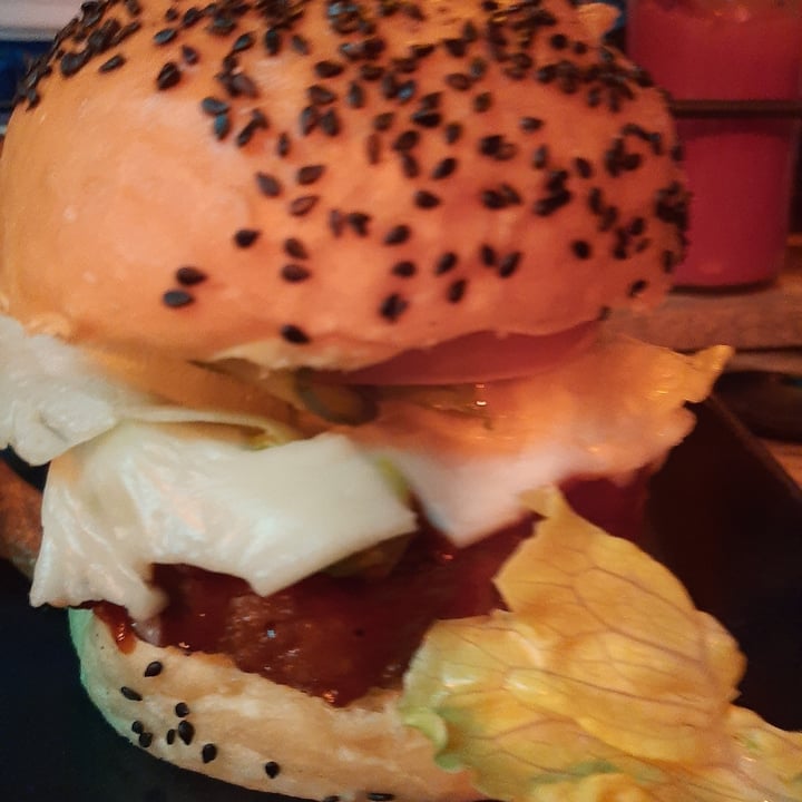 photo of Hudsons The Burger Joint (Claremont) The Game Changer shared by @chloekingdom on  01 Nov 2020 - review