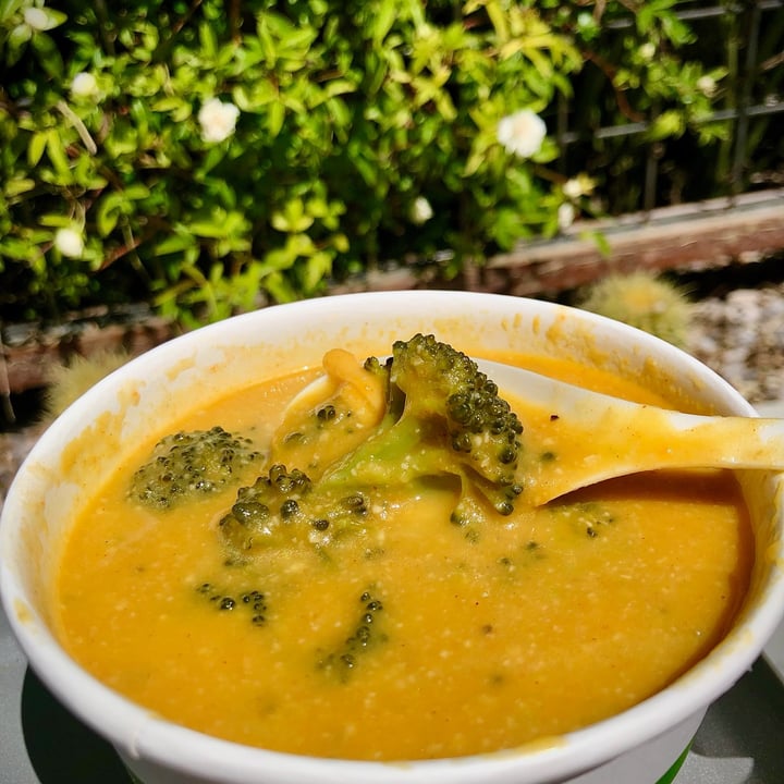 review photo shared by @vegasvegan1310 on 06 Apr 2022 - post
