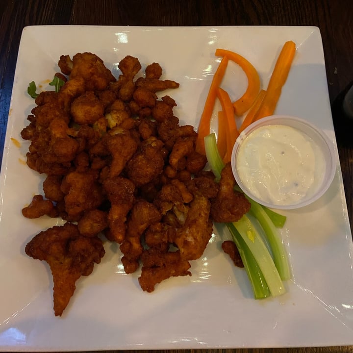photo of Prato 850 Cauliflower wings shared by @crandazzo on  03 Apr 2022 - review