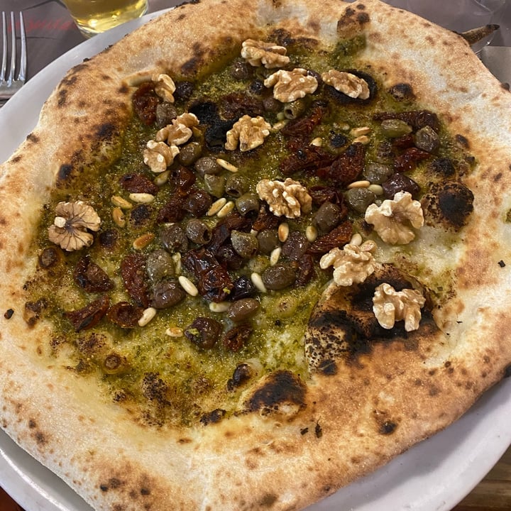 photo of La Vesuviana Pizza saporita shared by @rossafeltra on  20 May 2022 - review