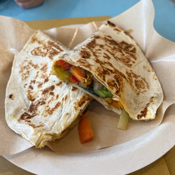 photo of Mexami quesadilla Frida shared by @robertamurru on  08 May 2022 - review