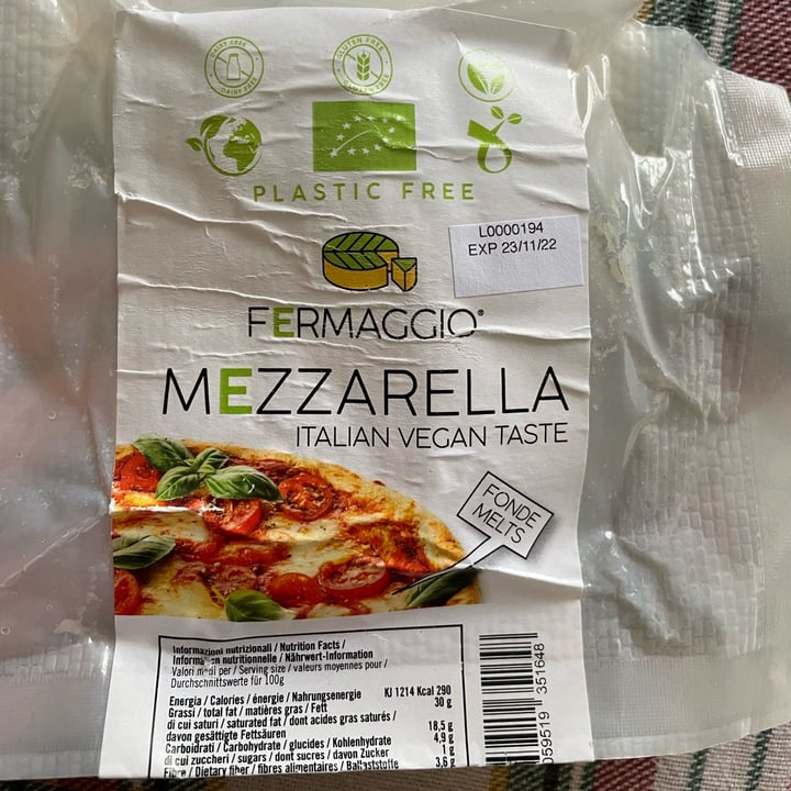 photo of Fermaggio Mezzarella shared by @alessia37646 on  15 Oct 2022 - review