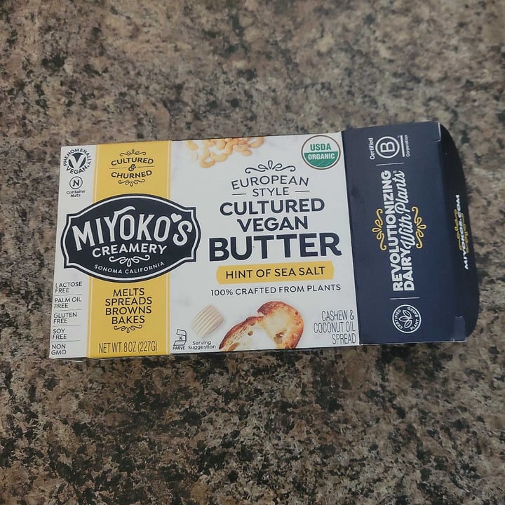 photo of Miyoko's Creamery European Style Cultured Vegan Butter Hint of Sea Salt shared by @mmthompson on  09 Jul 2021 - review