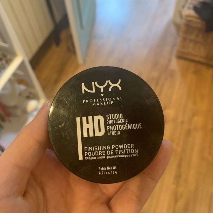 photo of NYX Cosmetics HD STUDIO Finishing Powder shared by @alcudita on  18 Jun 2021 - review