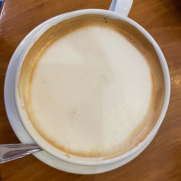 photo of Pasticceria Giannini cappuccino di soia shared by @vanimao on  03 Jul 2022 - review