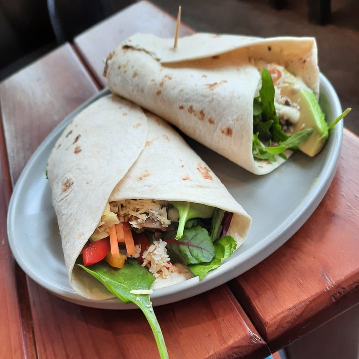 photo of Earth Deli Wrap shared by @africandebs on  18 Sep 2020 - review