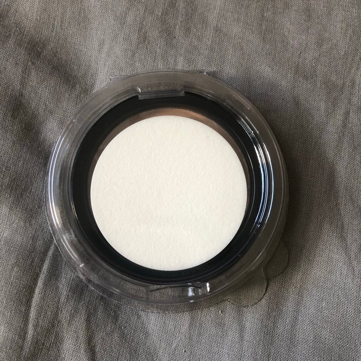 photo of Natura Viva Polvo Compacto Matte (repuesto) Claro shared by @chesterfm on  13 May 2021 - review