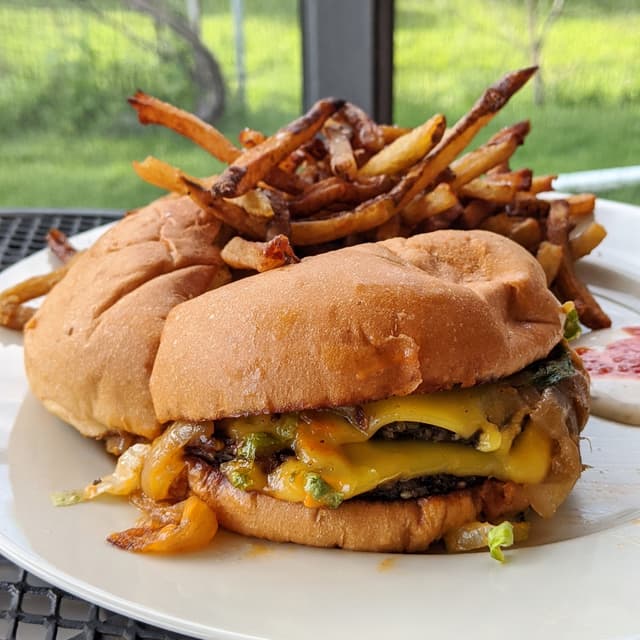 Photo of the dish “Smashburger with Fries”