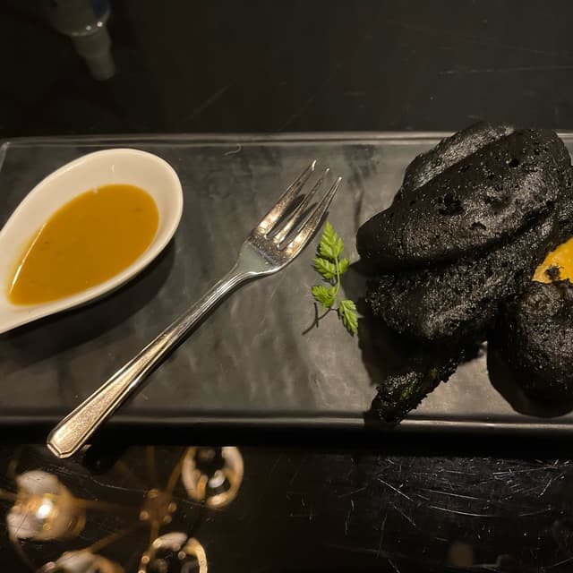 Photo of the dish “Charcoal Coated Tempura Platter”