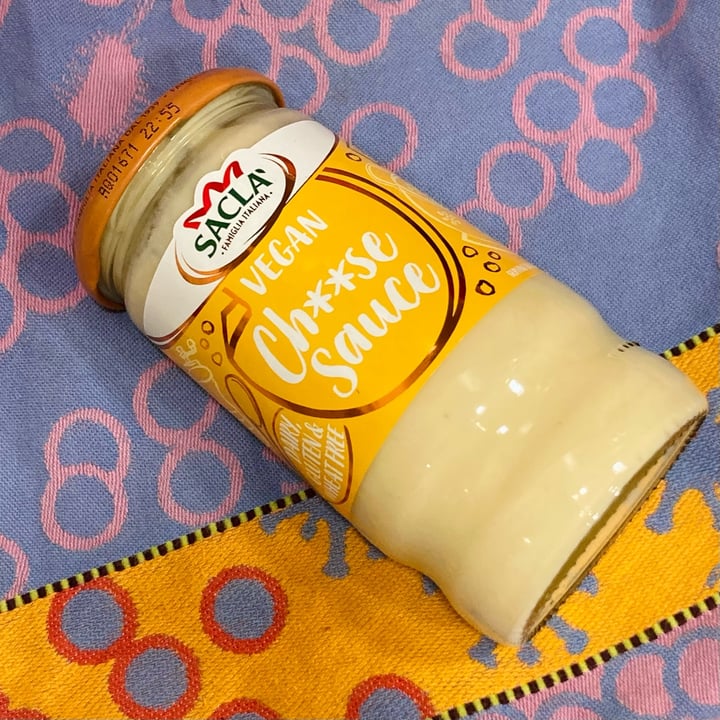 photo of Sacla' Vegan cheese Sauce shared by @katelouisepowell on  06 Oct 2021 - review