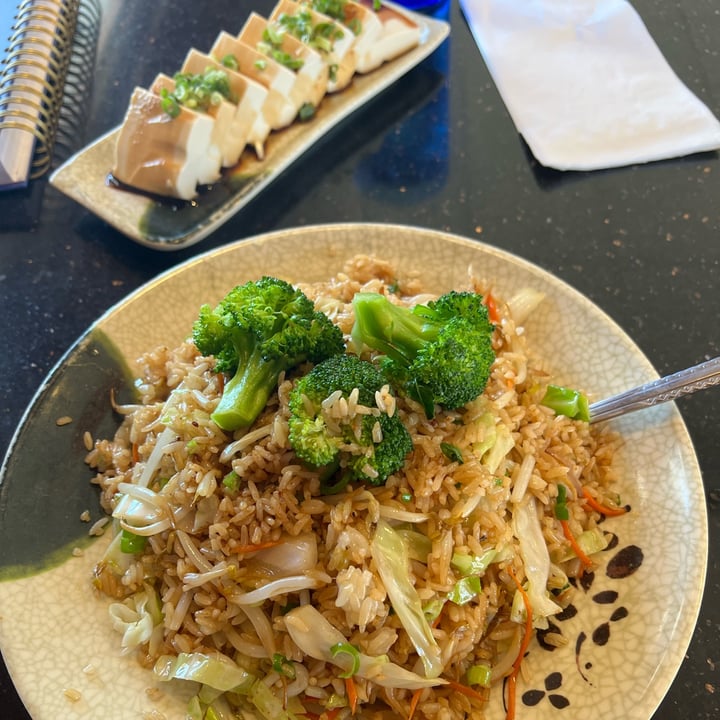 photo of Ramen Ya Vegtable Fried Rice and Cold Tofu shared by @blessedwithevol on  19 Jun 2022 - review