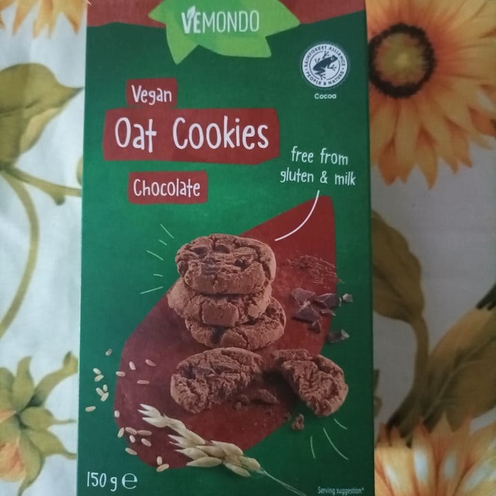 photo of Vemondo  vegan oat cookies chocolate shared by @valeluce85 on  20 Jul 2022 - review