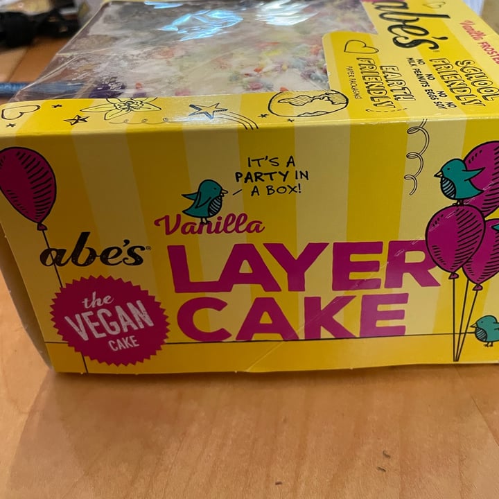 photo of Abe's Vegan Muffins Vanilla Frosted Layer Cake shared by @janetisvegan on  14 Nov 2021 - review