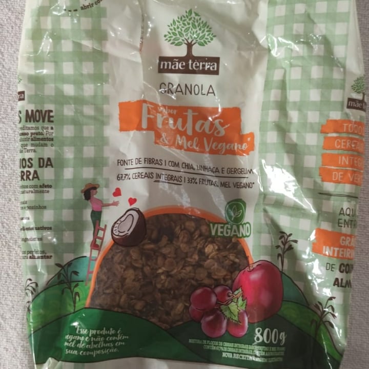 review photo of Mãe Terra granola frutas e mel shared by @giolenzi on 24 Aug 2022 - review
