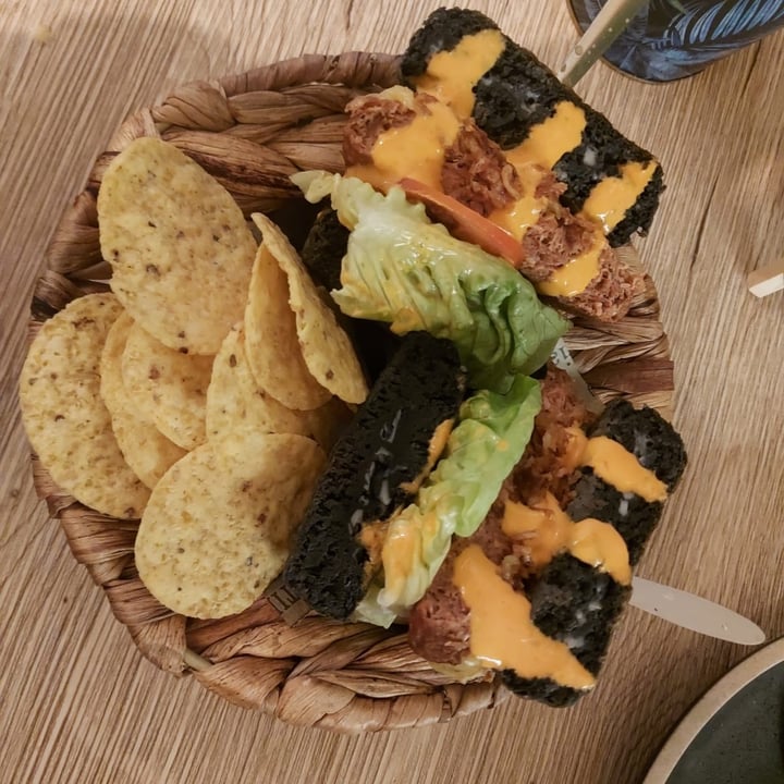 review photo of Chicken Of the Woods Burger Black Cheese shared by @ggj on 02 Nov 2022 - review