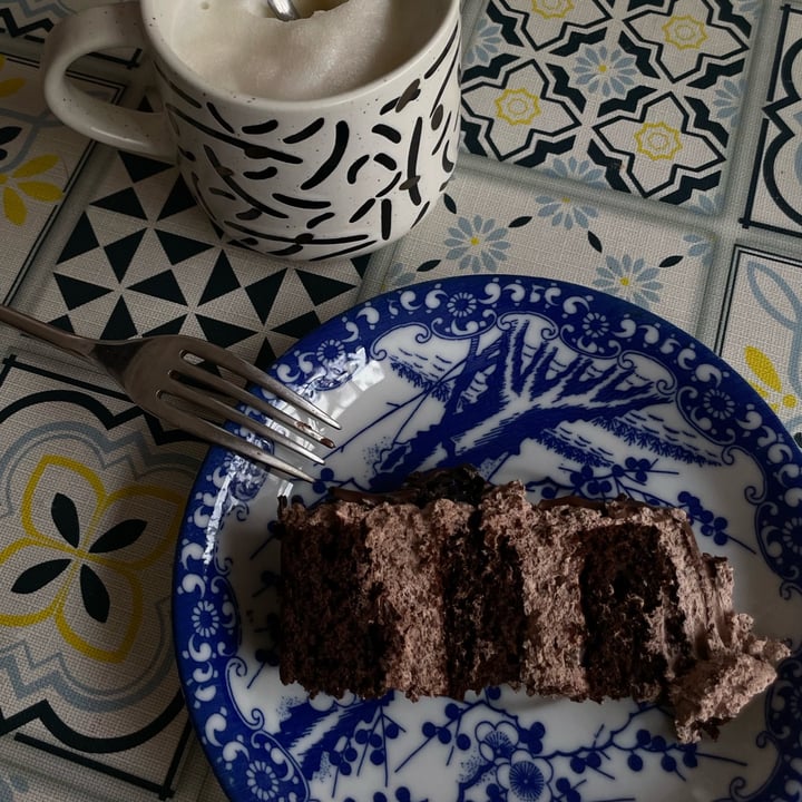 photo of 2Hearts Bakery Devil Cake shared by @martinacento on  25 Mar 2022 - review