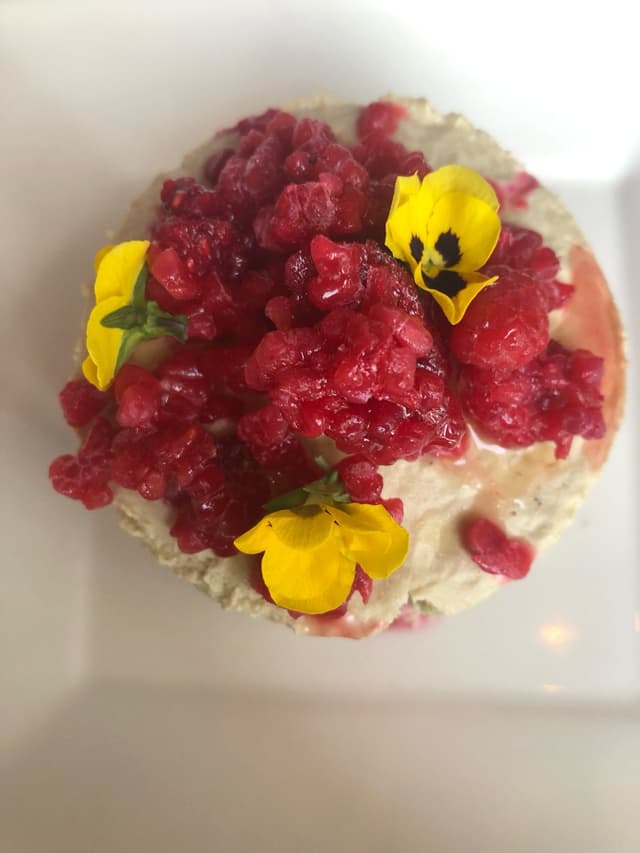 Photo of the dish “Pistachio Raspberry Ice Cream Cake”