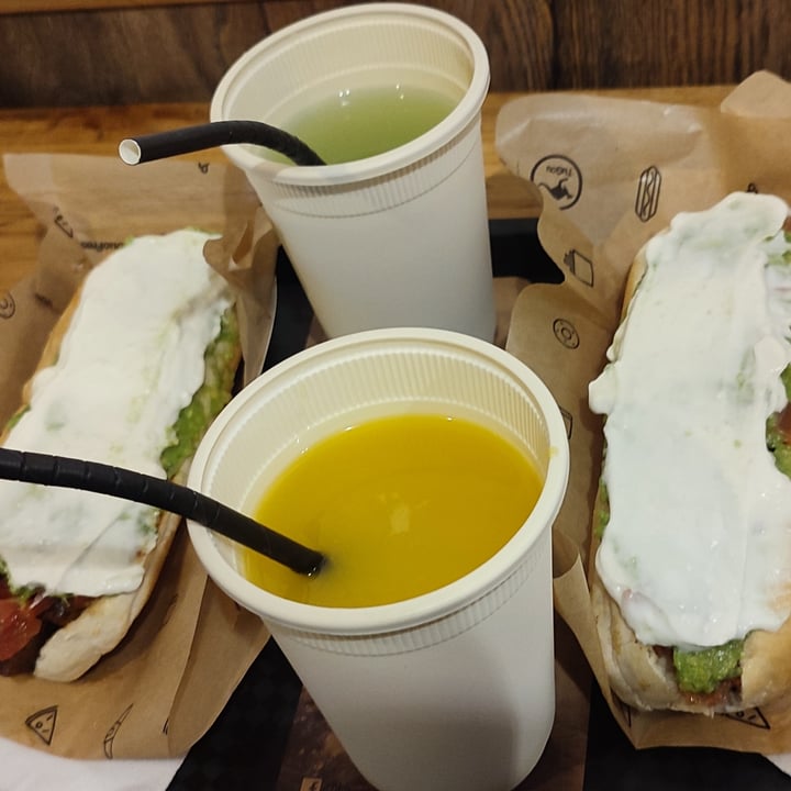 review photo of Livres Restocafé As italiano shared by @veganeandos on 30 Jul 2022 - review