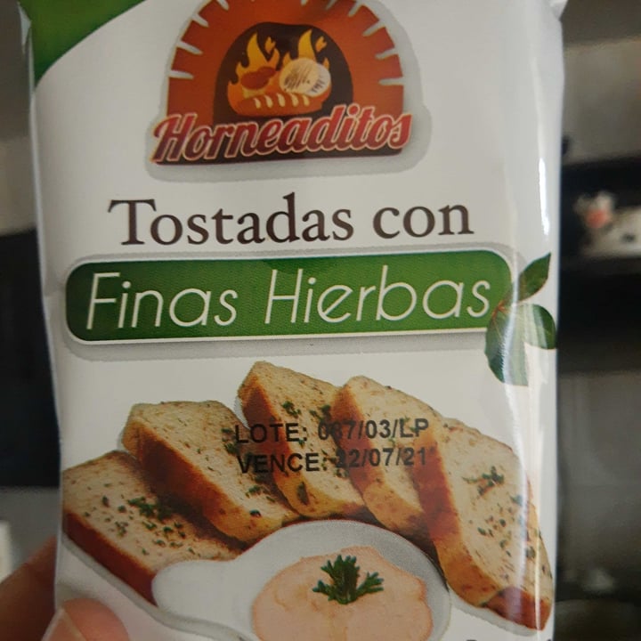 photo of Horneaditos Tostadas con Finas Hierbas shared by @berna05 on  06 Apr 2021 - review