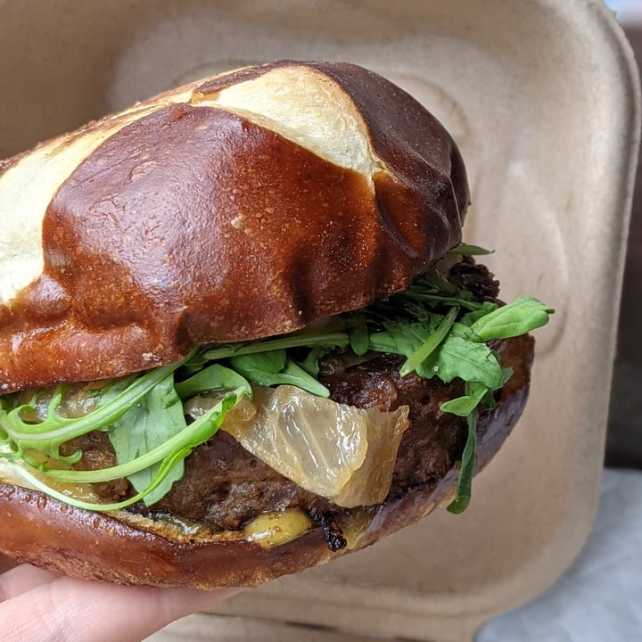 photo of Fox and Fig Cafe Beyond Burger shared by @kimibun on  31 Dec 2020 - review