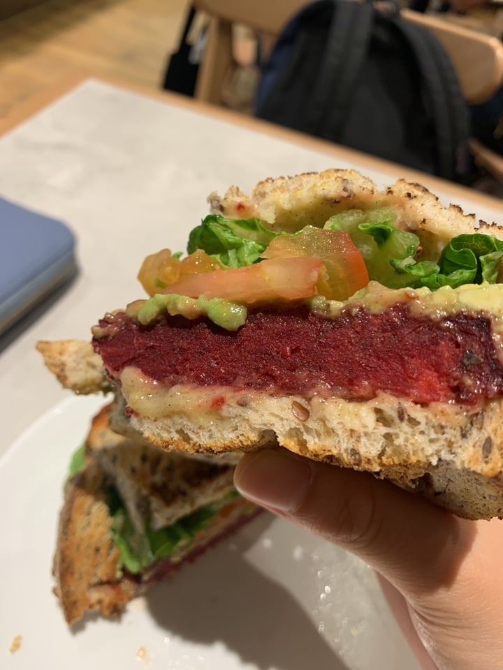 review photo of Toss & Turn Beetroot Patty Gourmet Sandwich shared by @lightupsparkles on 04 Jan 2020 - review