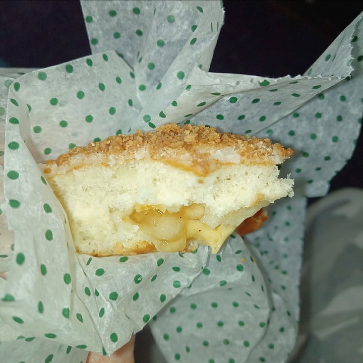 photo of Krispy Kreme Apple Custard Crumble shared by @supersupergirl on  02 Jan 2022 - review