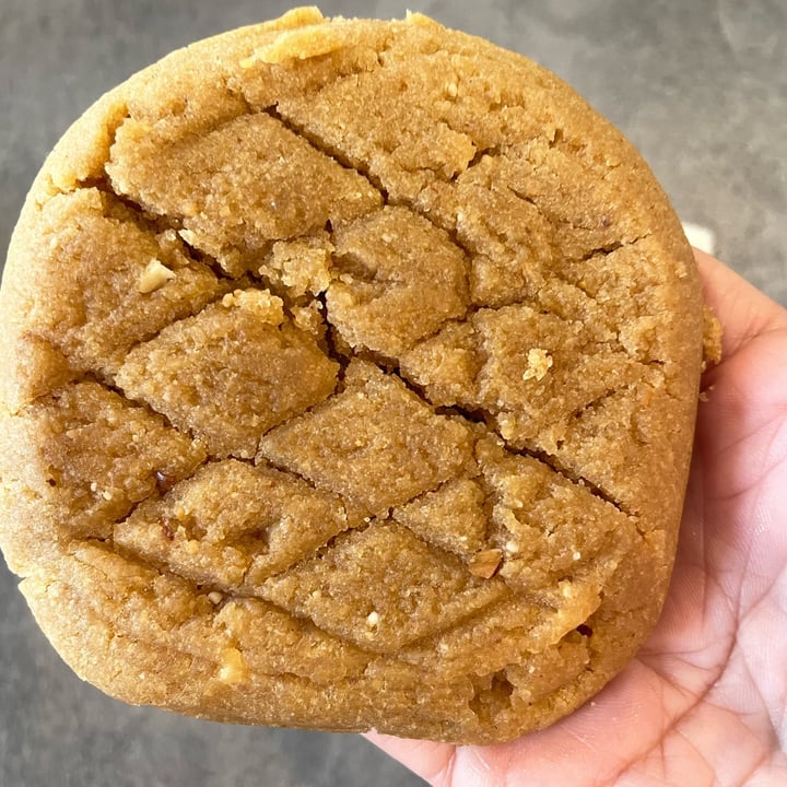 photo of Renewal Mill Salted Peanut Butter Cookie shared by @ekelcem on  27 Sep 2022 - review
