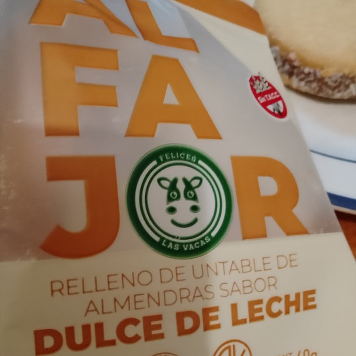 photo of Felices Las Vacas Alfajor de maicena shared by @camille22 on  25 Apr 2022 - review