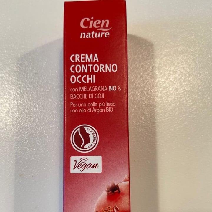 photo of Cien Crema contorno occhi shared by @coloratantonella on  03 Aug 2021 - review