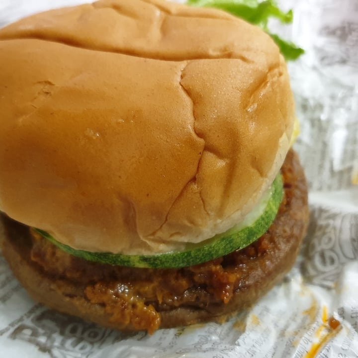 review photo of VeganBurg Singapore Char-Grilled Satay Burger shared by @chrismemo on 22 Jul 2020 - review