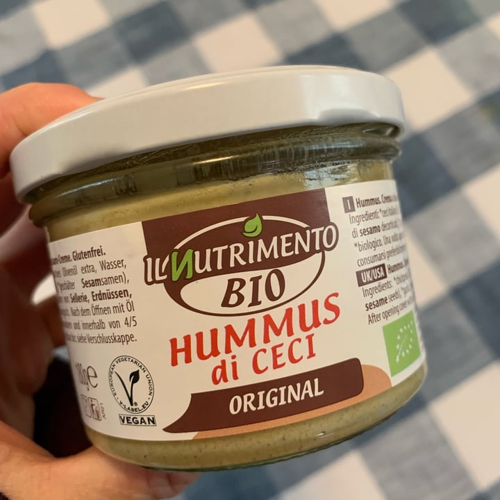 photo of Il Nutrimento Hummus di ceci Original  shared by @eribasta on  29 Mar 2022 - review