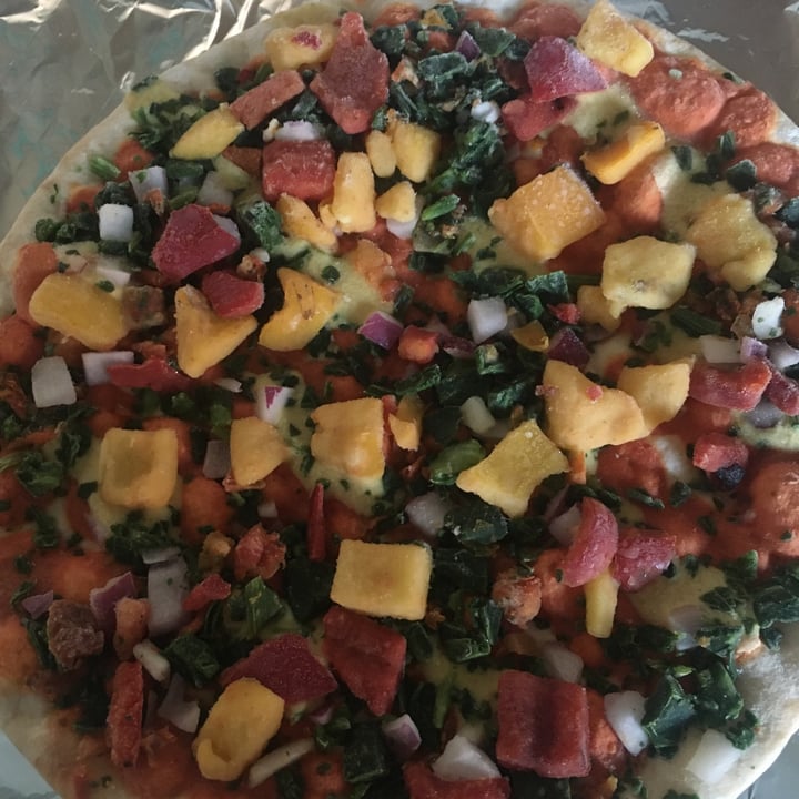 photo of ASDA Asda plant based roasted veg and humous pizza shared by @jameela on  26 Mar 2021 - review