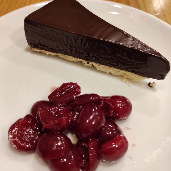 photo of orburu Tarta De Chocolate Negro shared by @veganeuskadi on  27 Oct 2022 - review