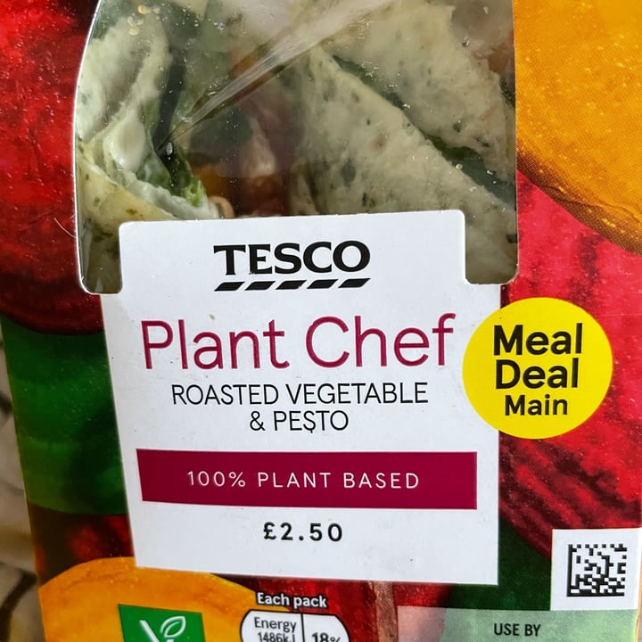 review photo of Tesco Plant Chef Roasted vegetable and pesto wrap shared by @vanessavegan on 03 Sep 2022 - review