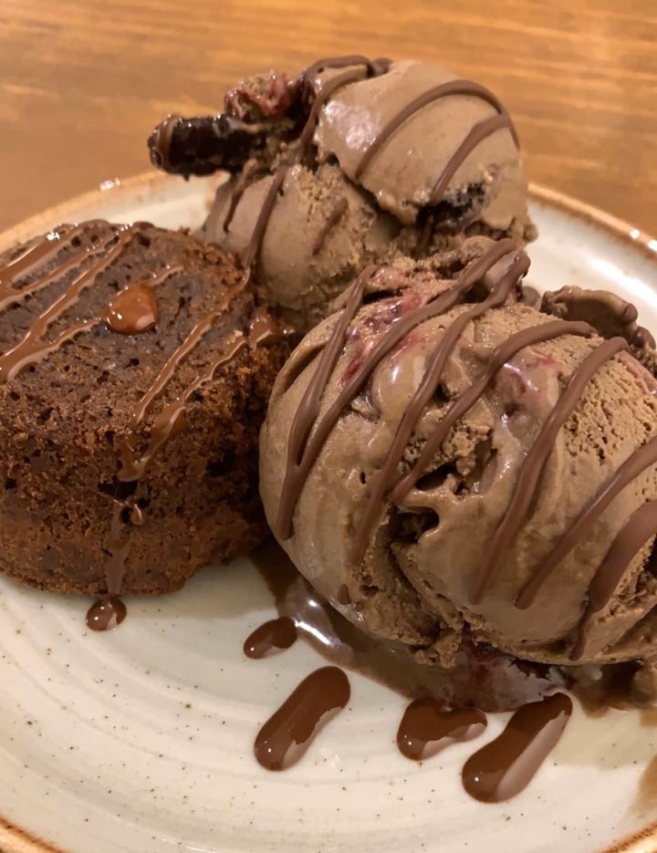 review photo of Sharbets Waffle De Yuca shared by @majodeluque on 20 Dec 2019 - review