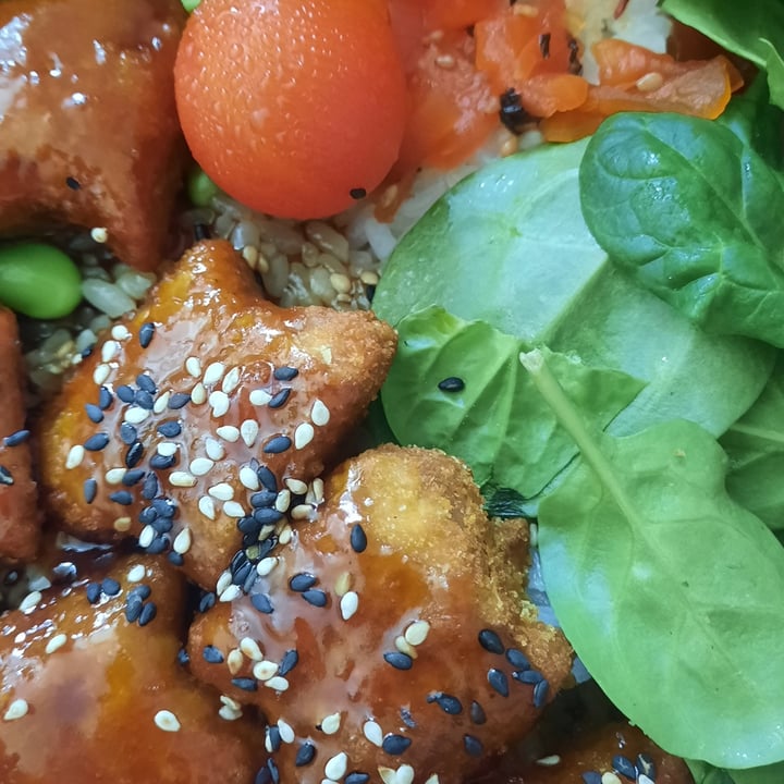 photo of You Me Sushi Vegan Teriyaki Chicken shared by @valechia22 on  27 Mar 2022 - review