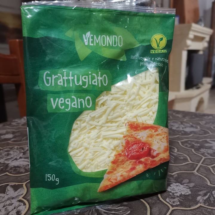 photo of Vemondo Vegetale cheese shared by @lukasser on  12 Mar 2022 - review