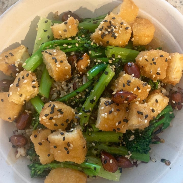 photo of Veggie Grill Orange chicken bowl shared by @stephisvegan on  12 Feb 2021 - review