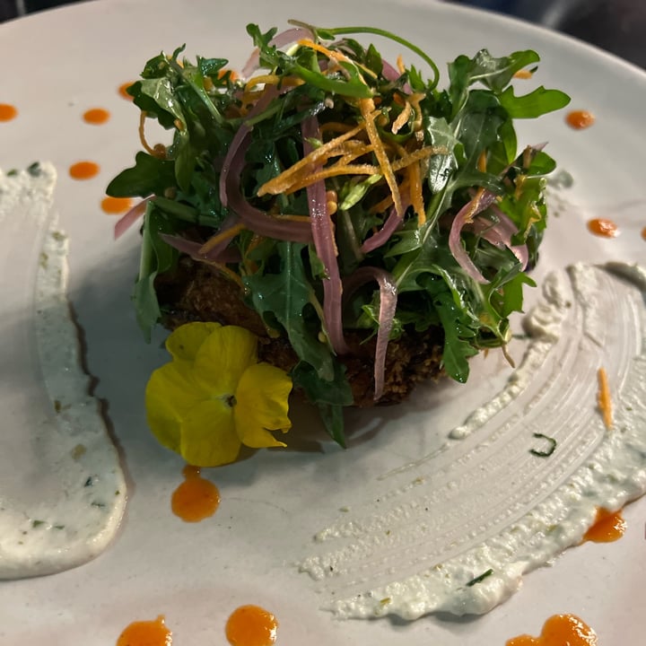 photo of RAÍZ PLANT MOOD crab cake de palmitos shared by @stefaniadapero on  16 Nov 2022 - review