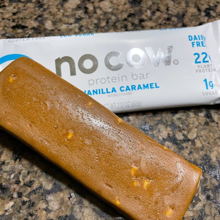 photo of No Cow Protein Bar Vanilla Caramel Flavor shared by @karenasp on  01 Jun 2022 - review