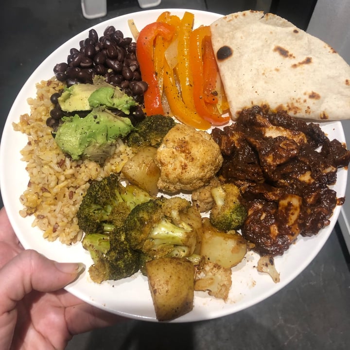 review photo of Sweet Earth Mindful Chik’n Strips shared by @callmemarleigh on 29 Dec 2020 - review