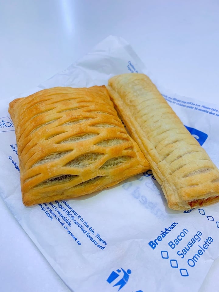 photo of Greggs Vegan Stake Bake shared by @cheerforchia on  05 Jan 2020 - review