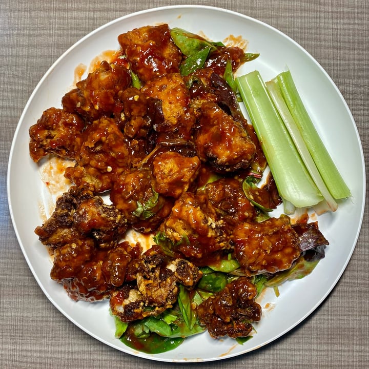 photo of The Happy Hooligans Kraken Cauliflower Bites shared by @plantandflores on  23 Mar 2022 - review