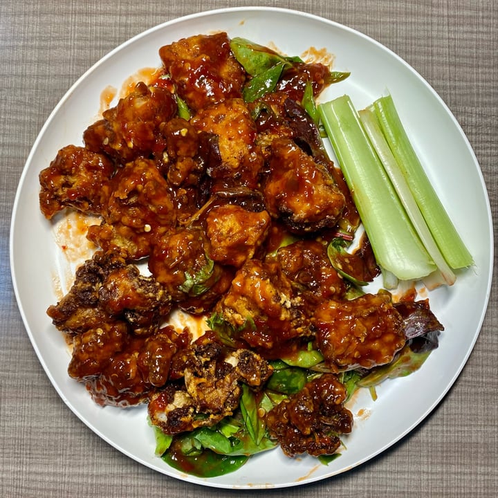 photo of The Happy Hooligans Kraken Cauliflower Bites shared by @plantandflores on  23 Mar 2022 - review