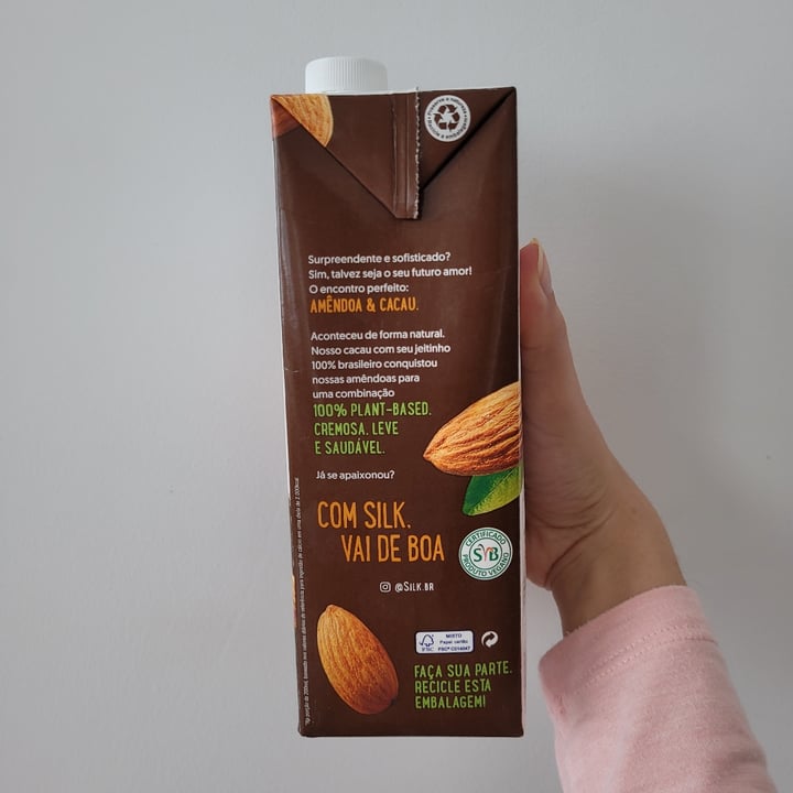 review photo of Silk Leite Amêndoa e cacau shared by @editbylari on 06 Nov 2022 - review