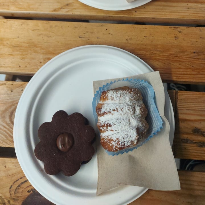 photo of Wani - Vegan Bakery Biscotti E Pasticcini Misti shared by @martinadp on  08 Aug 2021 - review