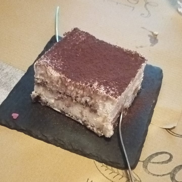 photo of VegAmore Tiramisù shared by @ross1992 on  23 Jul 2022 - review